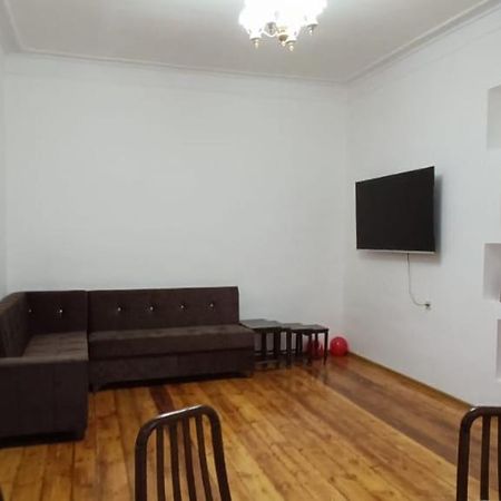 Ganja Hause Villa Bagian luar foto