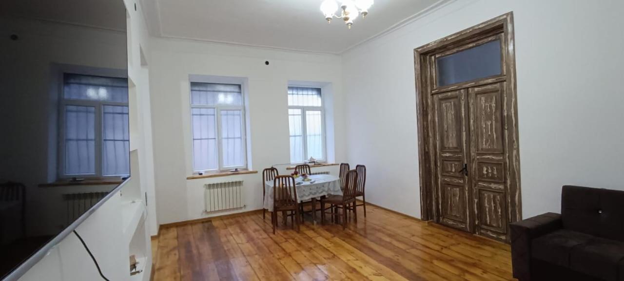 Ganja Hause Villa Bagian luar foto